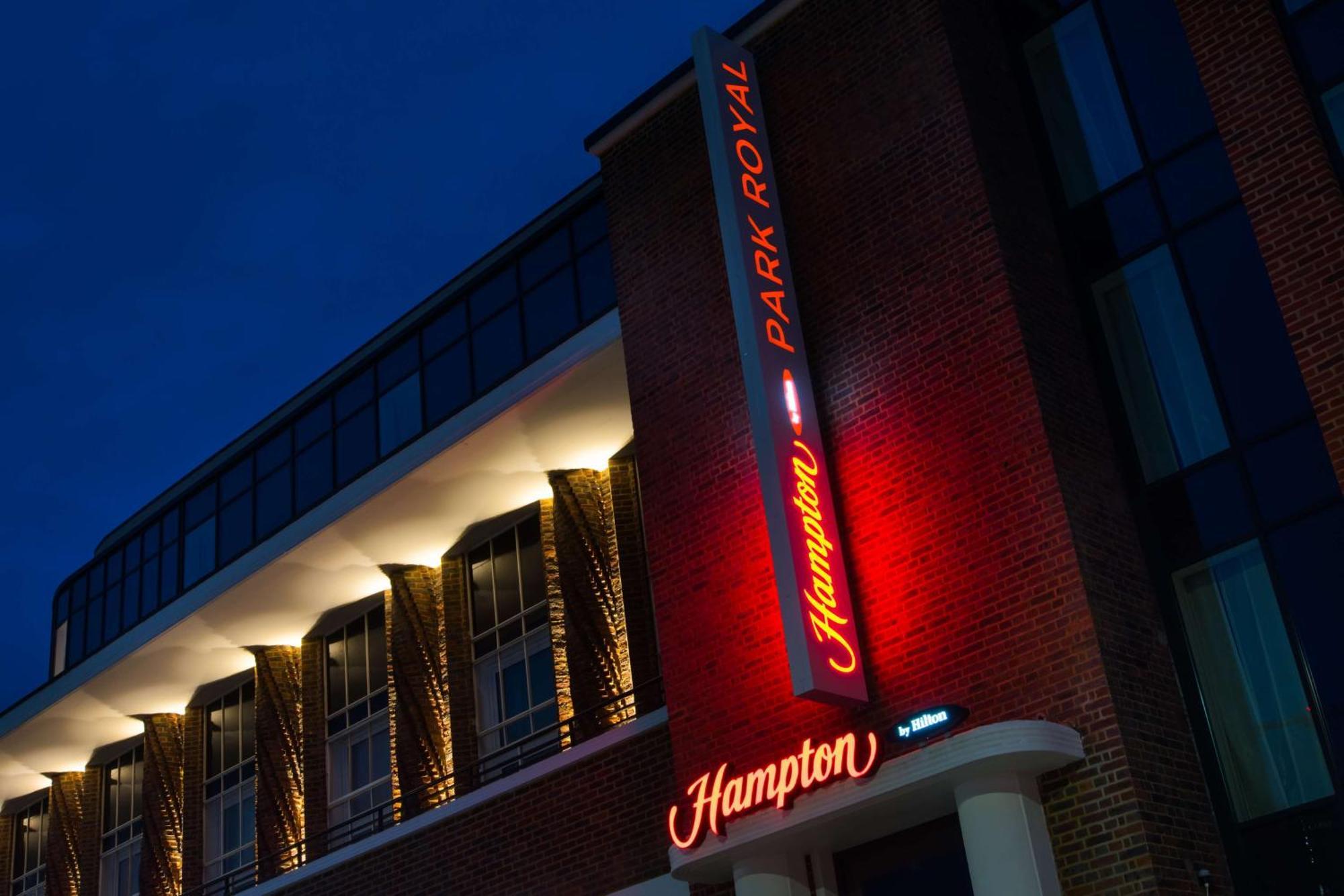 Hotel Hampton By Hilton London Park Royal Exteriér fotografie